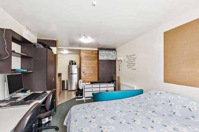 112/12 Martin Square Te Aro_2