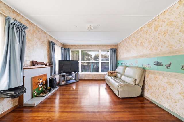 9 Clutha Crescent Clover Park_3