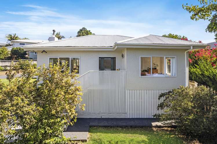 22 Creamer Avenue Belmont_19