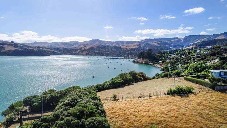 261 Beach Road Akaroa_5