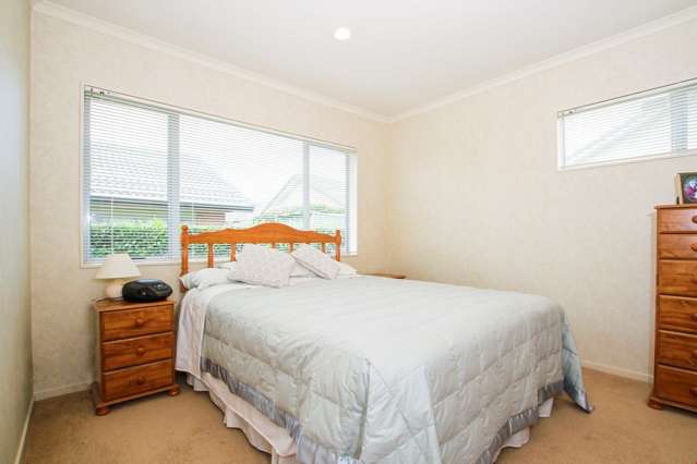 48/1 Piriti Drive Te Atatu Peninsula_1