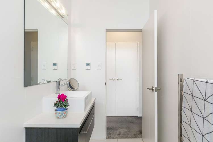 26 Seaview Crescent Hatfields Beach_18