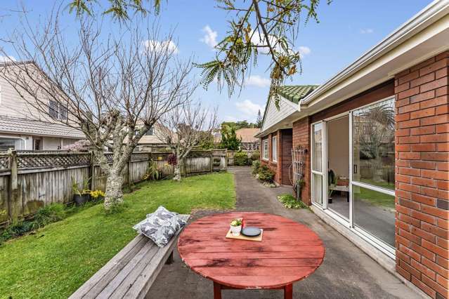 Sunny 3-Bed Ellerslie Standalone Beauty