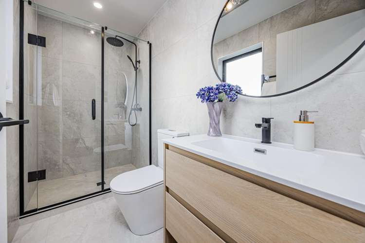 2/18 Bradbury Road_4