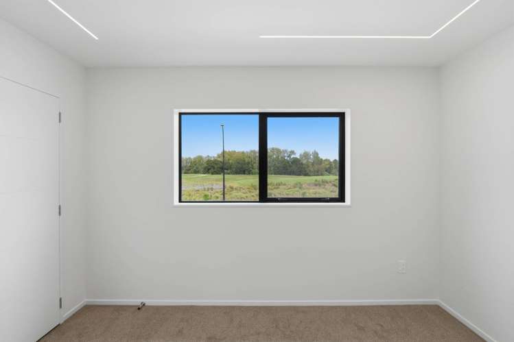 Unit 7/85 Otuwairoa Esplanade Papakura_10