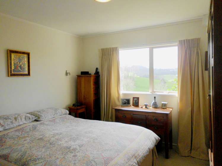 24 Totara Rise Maungaturoto_16