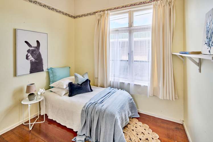 30 Whites Line West Woburn_10