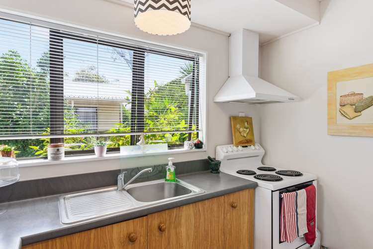 5 Dennis Taylor Court Paraparaumu_17