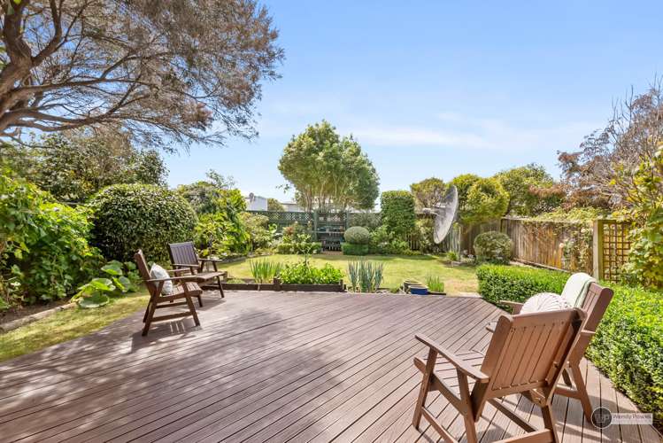 9 Wilford Street Woburn_20