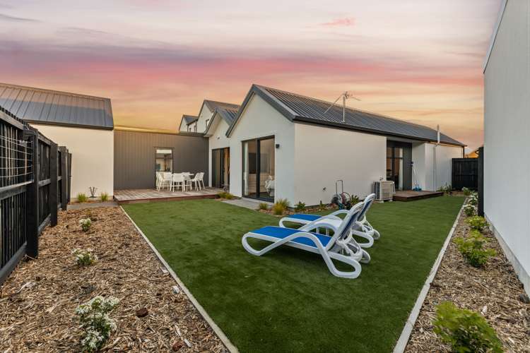 27 Eminence Drive Northwood_12