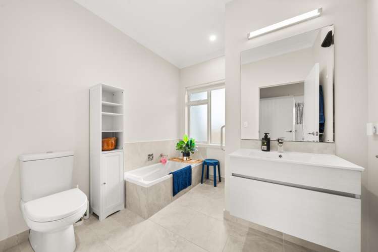 35 John McDonald Mews Masterton_12