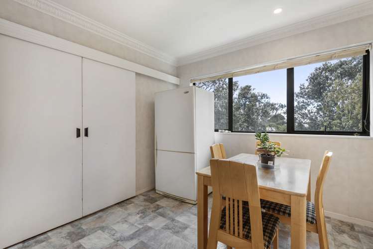 25 Coromandel Crescent Mairangi Bay_12