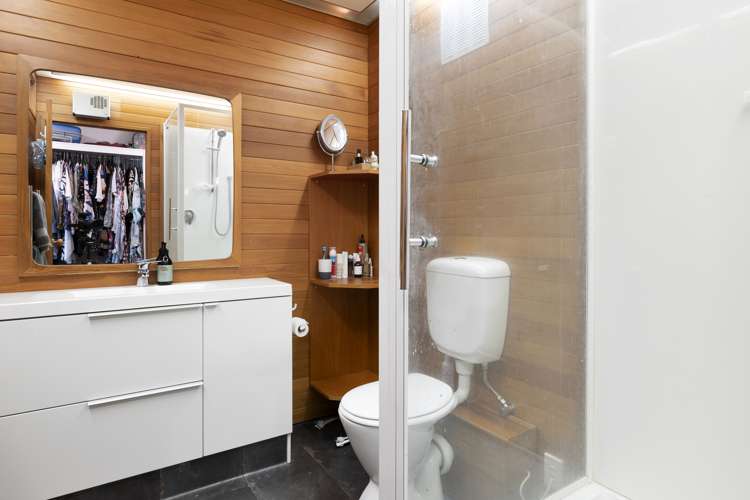 54 Cliffs Road Saint Clair_29