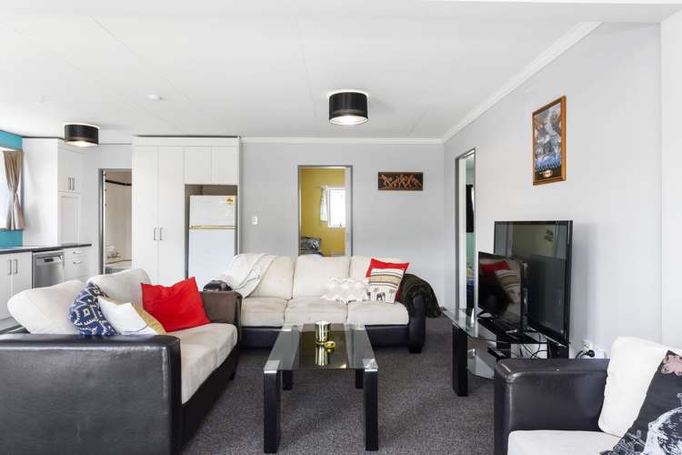 1048 Papamoa Beach Road Papamoa_6