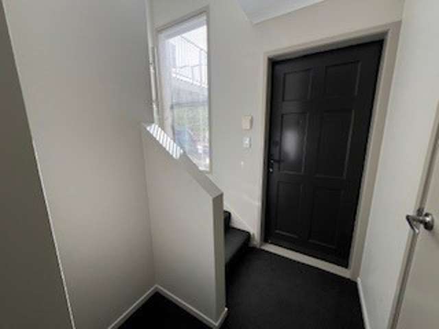 228/172 McLeod Road Te Atatu South_4