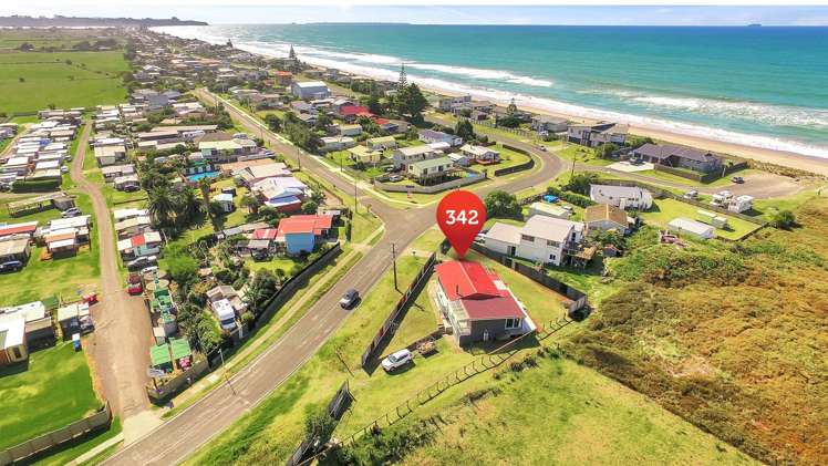 342 Pukehina Beach Road_0