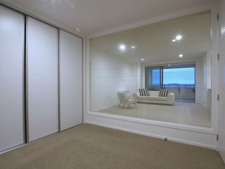 202/6 Waikumete Road Glen Eden_3