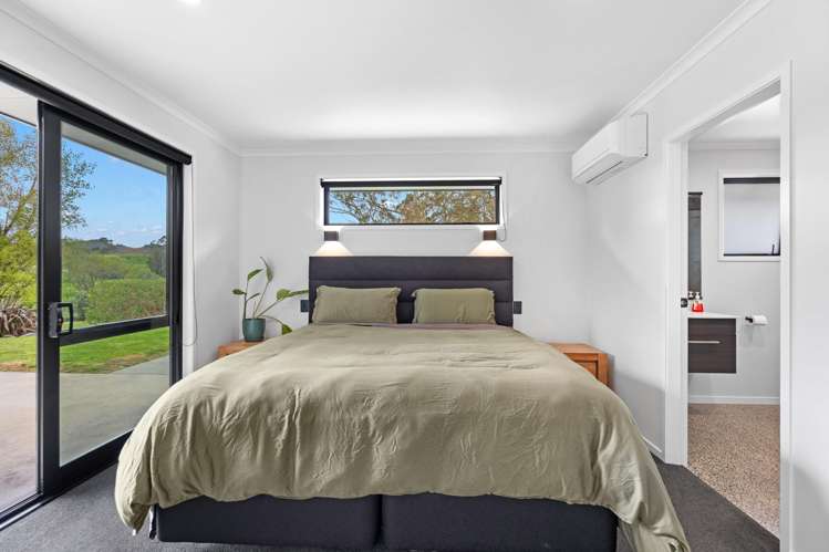 16 Moorey Lane Otaika_9