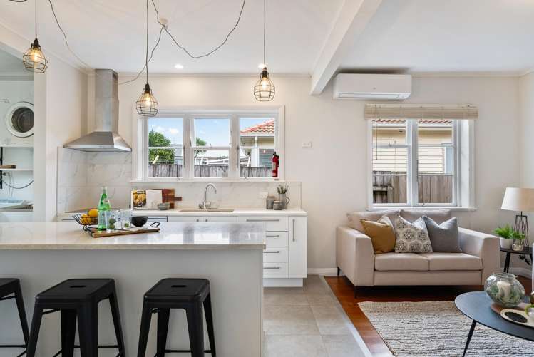 31 Woodward Road Mount Albert_4