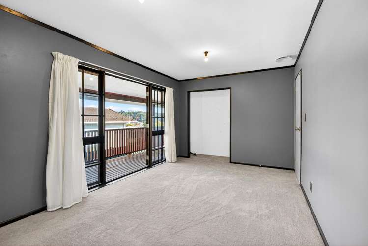 52 Antrim Crescent Wainuiomata_12