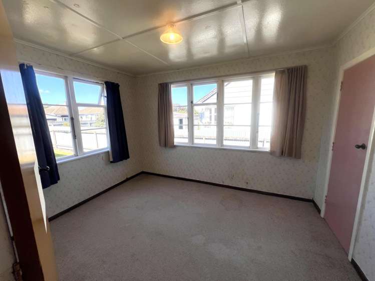 346 High Street Dannevirke_5