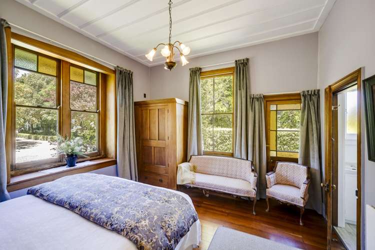 84 Middle Road Havelock North_13