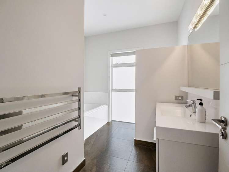 60 Karewa Parade Papamoa_17