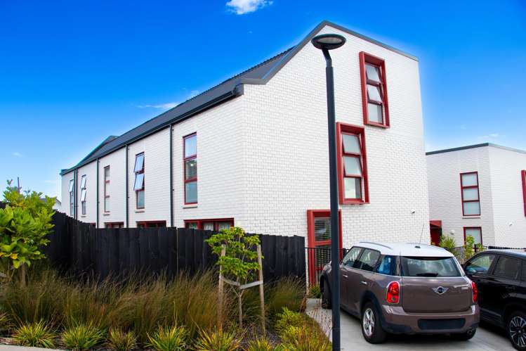 27 Maea Lane Mount Roskill_2