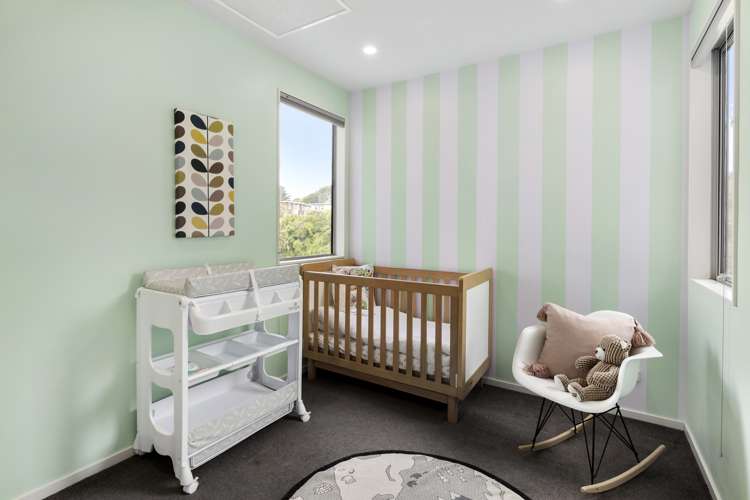 2/46 Bracken Road Paparangi_5