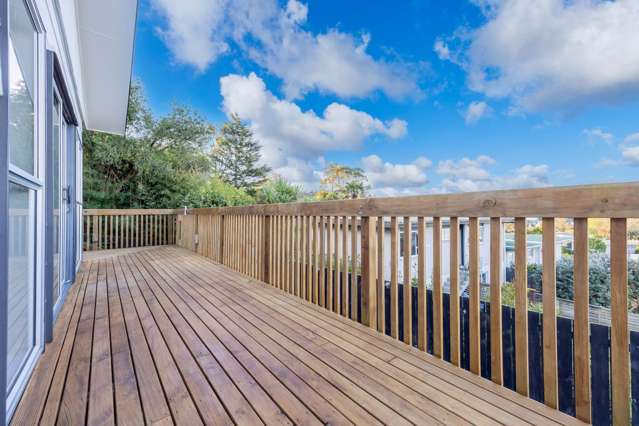 2/3 Glenvale Place Totara Vale_3