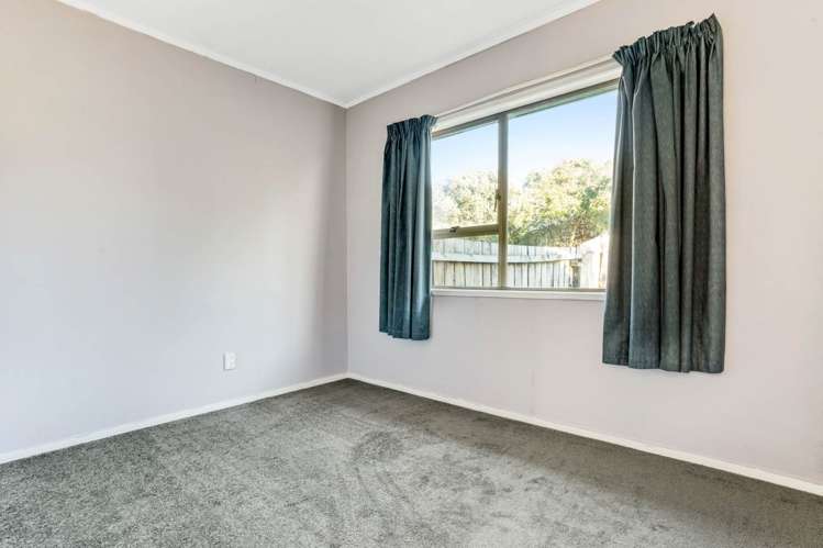 13 Wesleydale Place Papakura_11