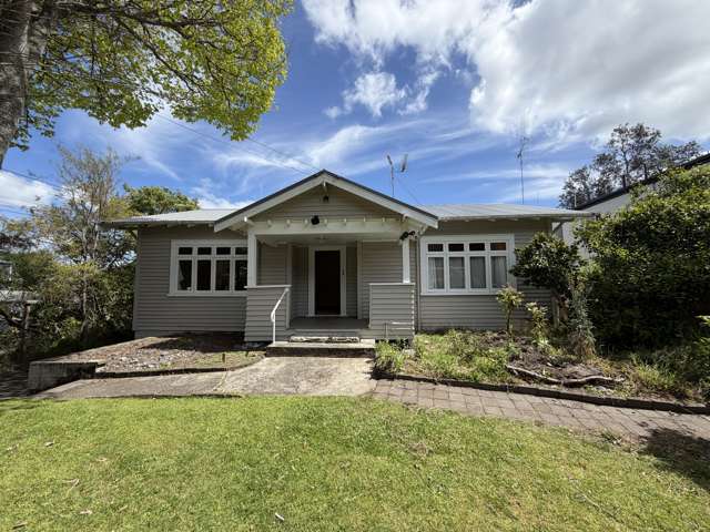 15 Opoia Road