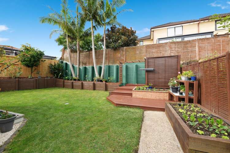 205 Kyle Road Greenhithe_22