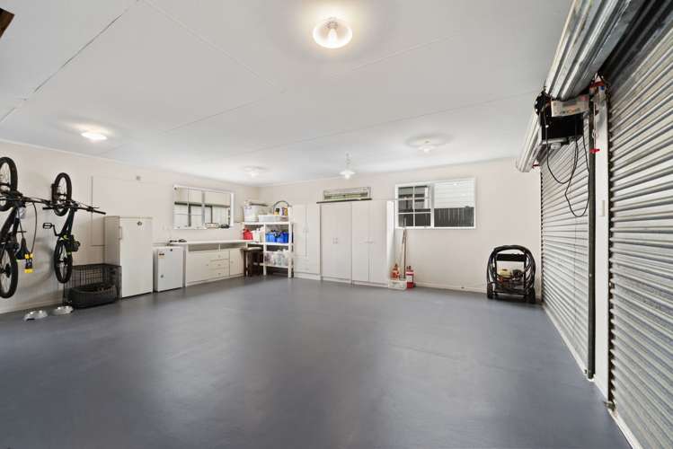 4 Ingle Avenue Waipahihi_25