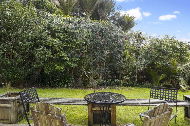 3 The Drive Titirangi_14