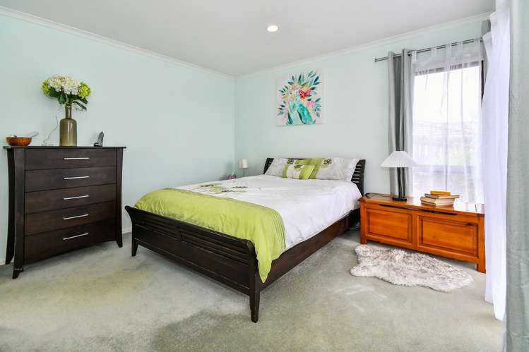 10 Kylie Court Clover Park_10