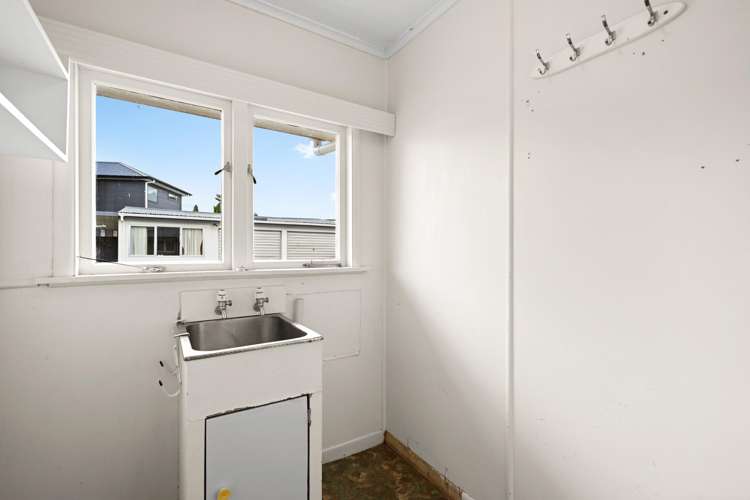 2 Edinburgh Road Hillcrest_17