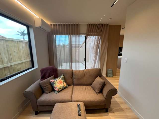 2/31 Hamlin Road Mount Wellington_2