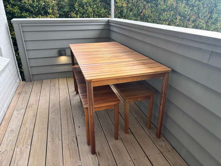 1/3 Bellcroft Place Belmont_16