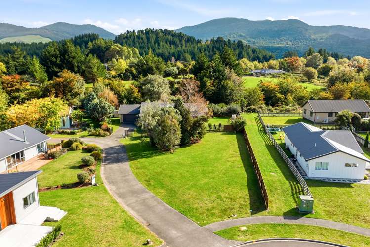 32 and 34 Ngahana Place Turangi_26