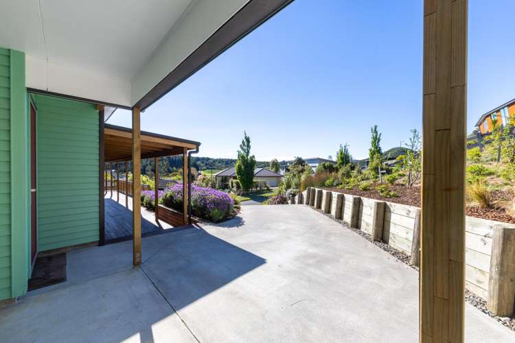 2 Bell Bird Rise Picton_18