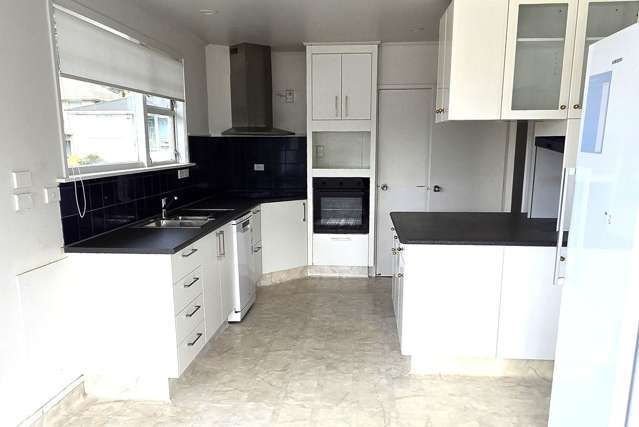 2 Foyle Street Island Bay_1