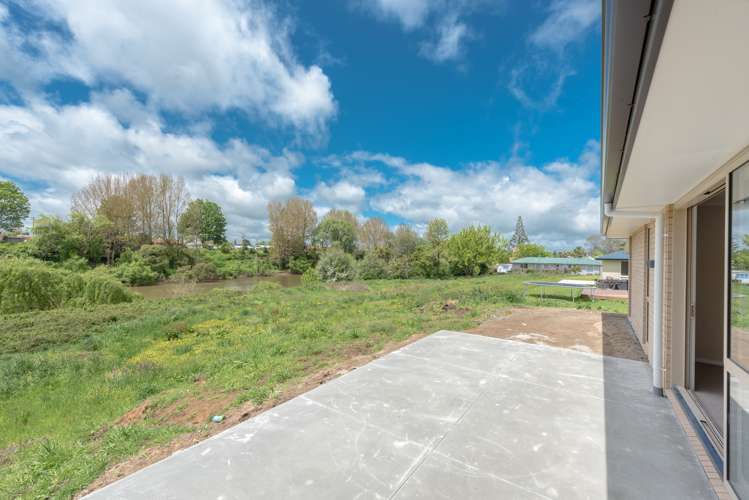 1 Views Taha Lane Ngaruawahia_11