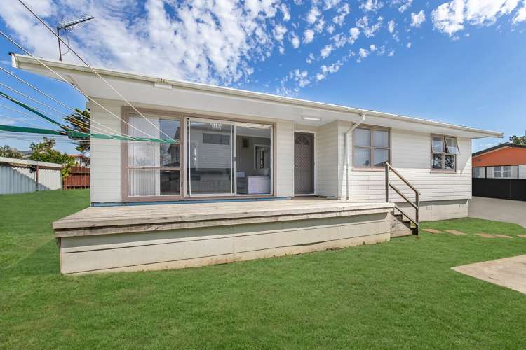 19 Garth Place Manurewa_1