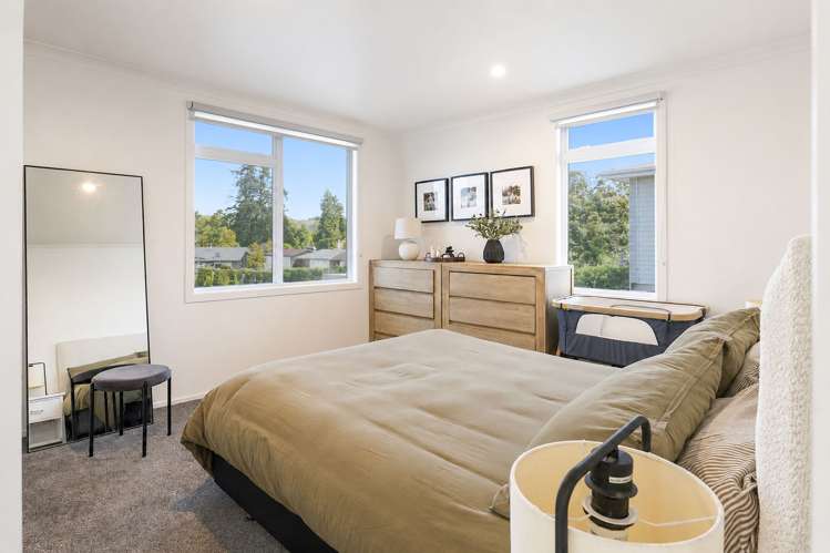 147 Devon Street West Hillcrest_9