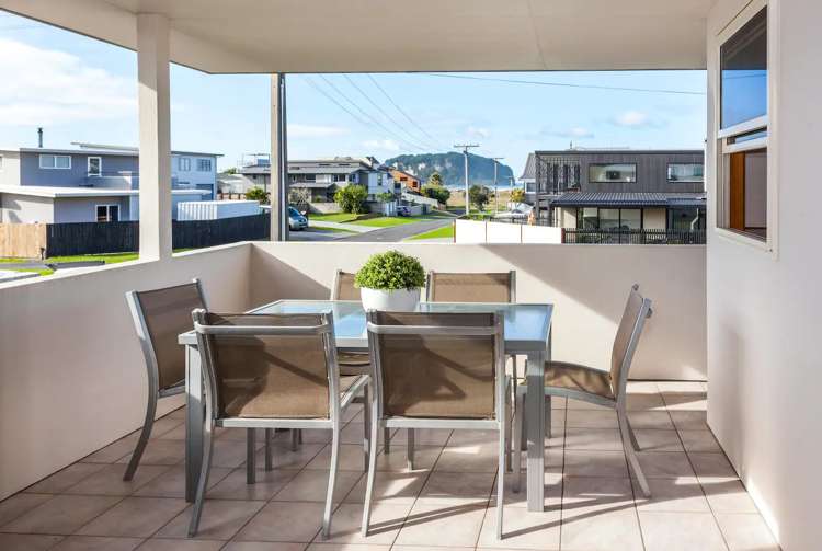 102 Saint Patricks Row Whangamata_12