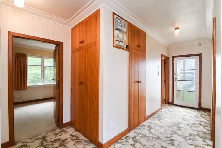 39 Kauri Street Ravensbourne_10