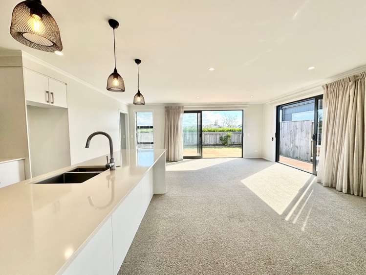 15 Parkside Mews Papamoa_3