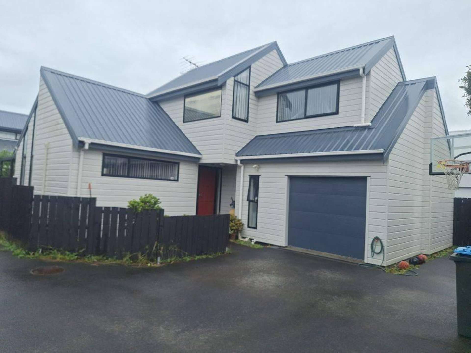 2/102A Marua Rd 1660_0