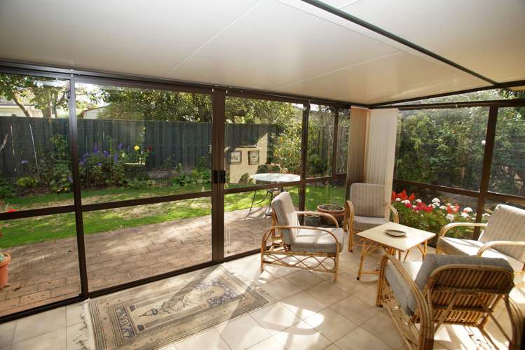 3 Castle Way Beckenham_11